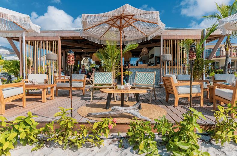 Delfins Beach Resort op Bonaire