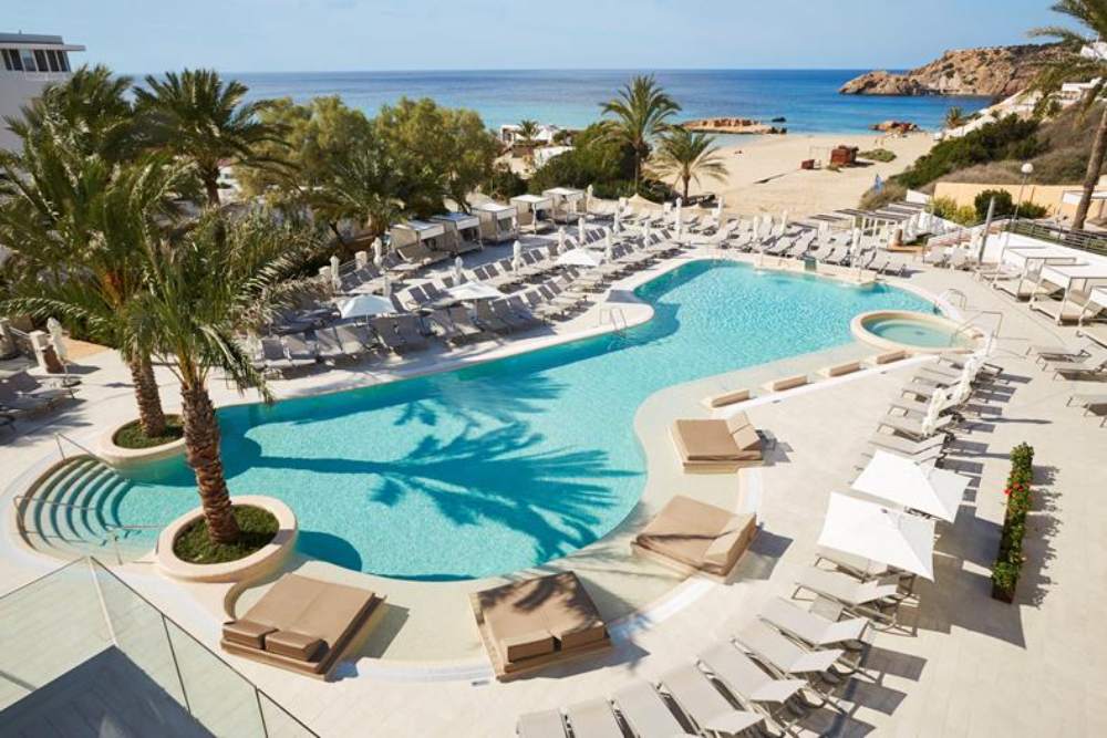 ibiza hotel direct aan het strand