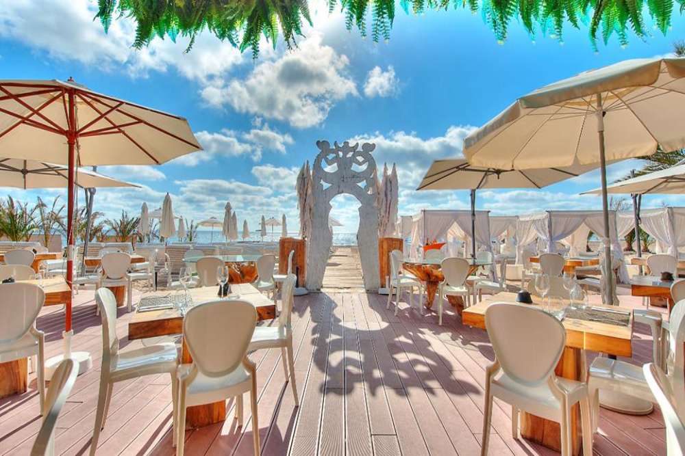 ibiza hotel direct aan het strand