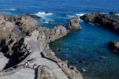 natuurlijke zwembaden in de zee op Tenerife