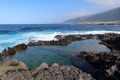 zwembad uit de zee tenerife