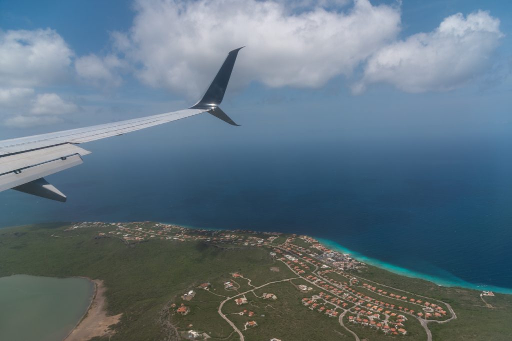 vliegtijd curacao