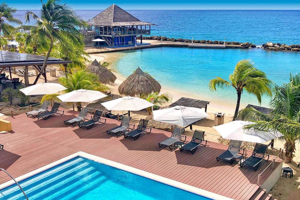 hotels curacao aan het strand