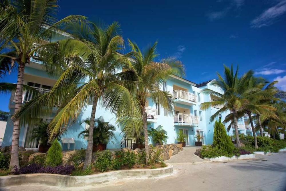 hotels curacao aan het strand