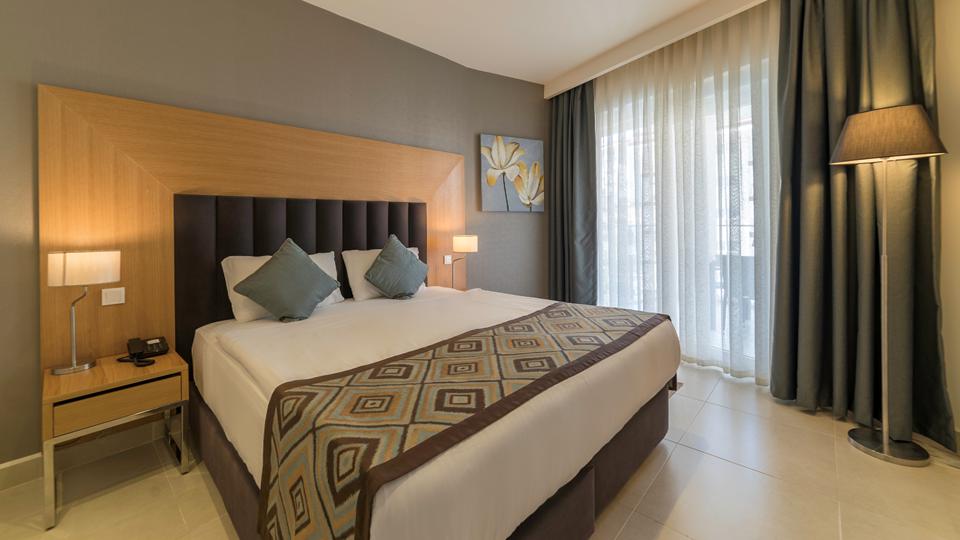 Hotel Ramada & Suites by Wyndham Kusadasi Turkije