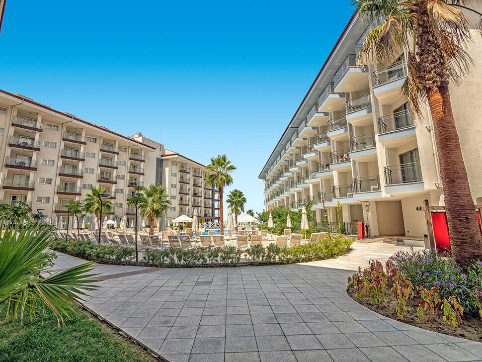 Ramada Hote & Suites Kusadasi in Turkije