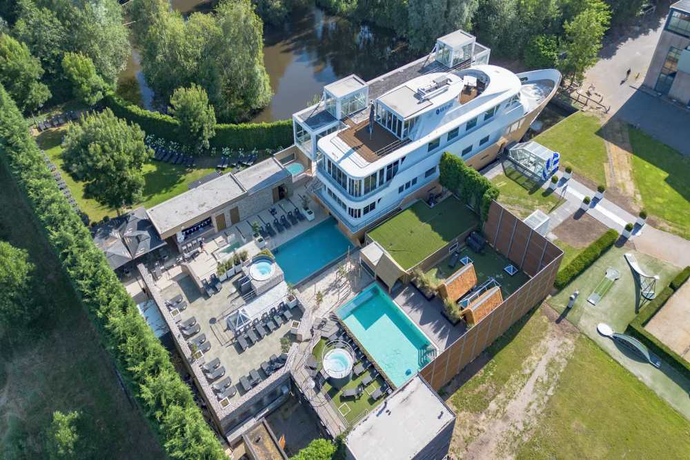 ah fletcher hotelactie