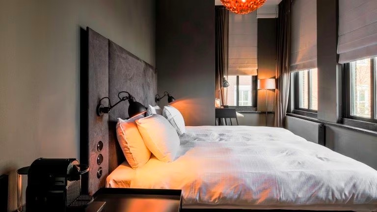 Post-Plaza Hotel & Grand Café Friesland