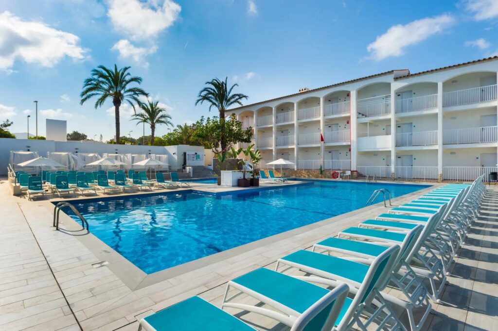 Vibra Cala Tarida Ibiza