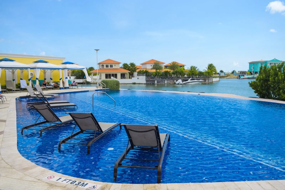 Courtyard by Marriott Bonaire Dive Resort