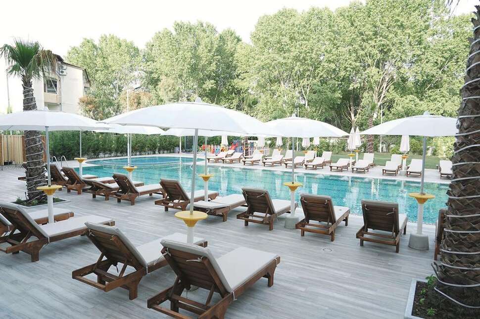 Hotel Monaco and Garden Golem Albanië
