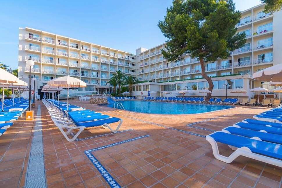 Moon Dreams Coral Beach Ibiza Spanje