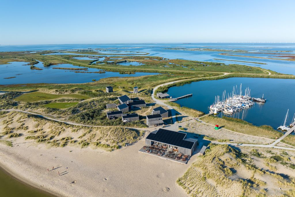 Kleinschalig vakantiepark aan zee