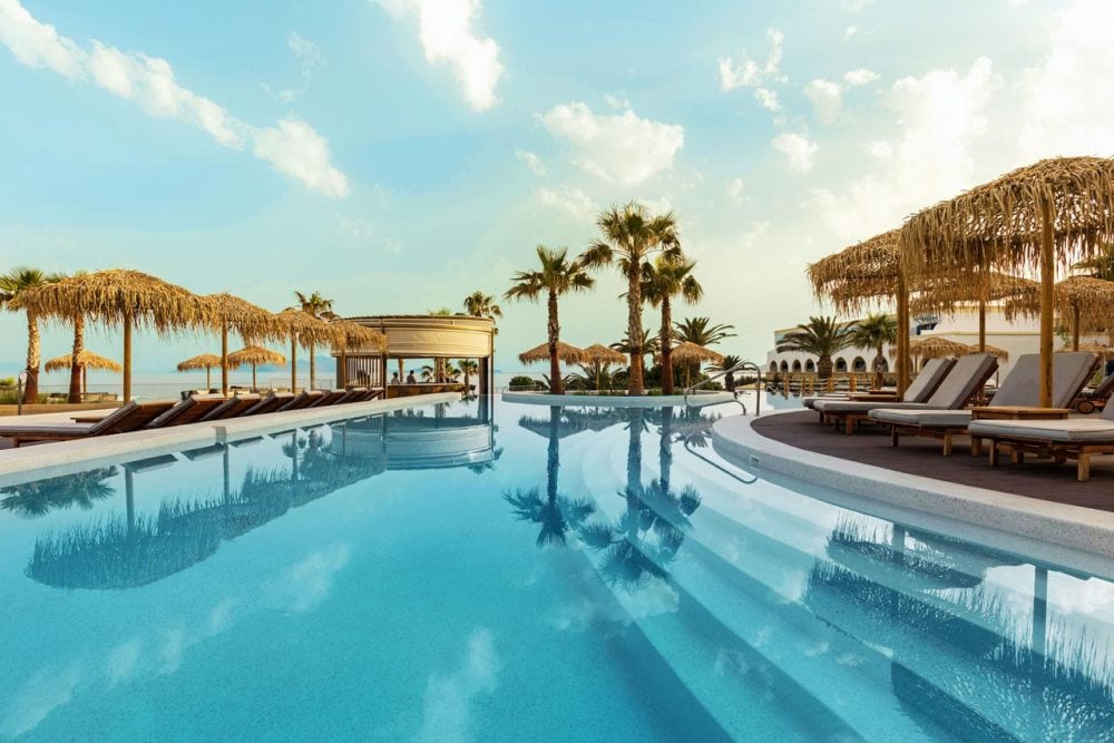 luxe Griekenland hotel Malediven stijl