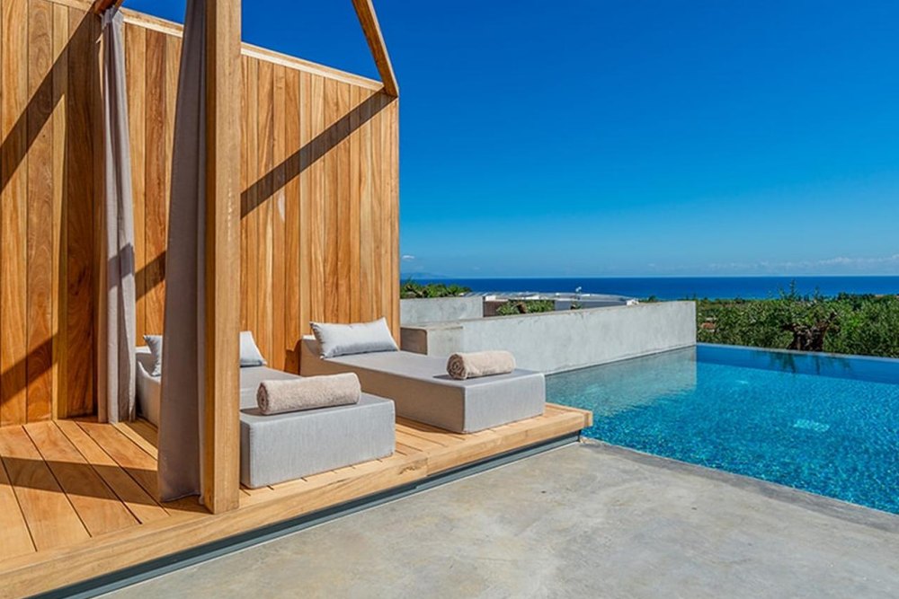 luxe hotels griekenland in malediven stijl
