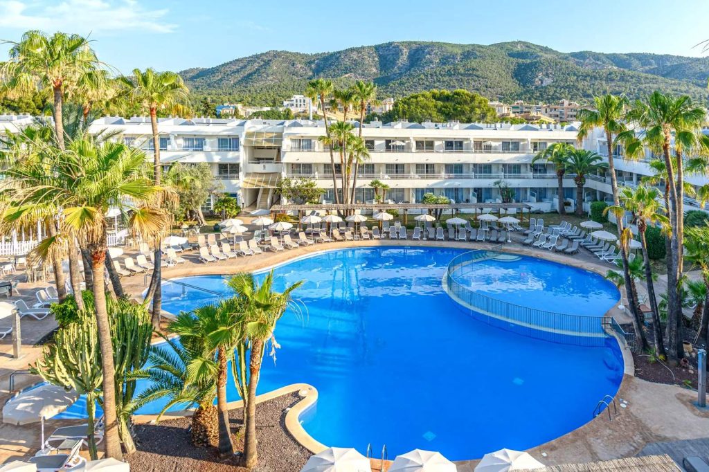 Fergus Club Palmanova Park