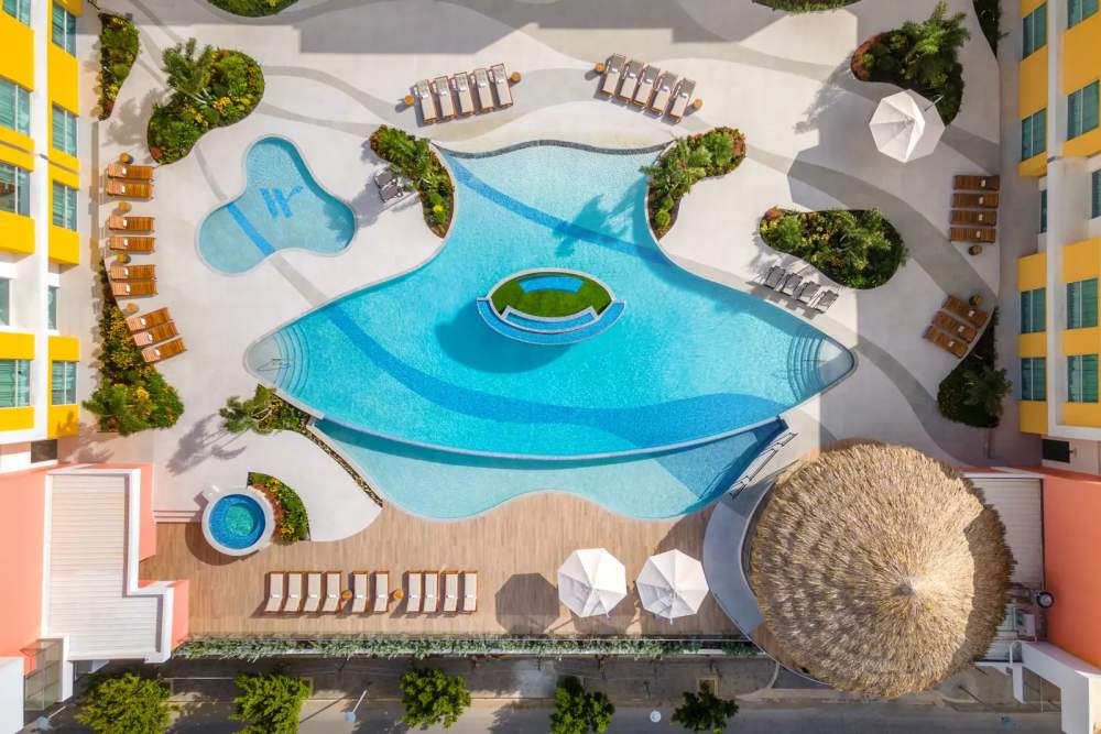 nieuw hotel op curacao