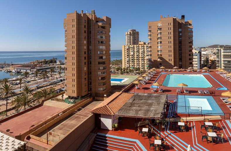 Las Palmeras affiliated by Fergus Costa del Sol Spanje