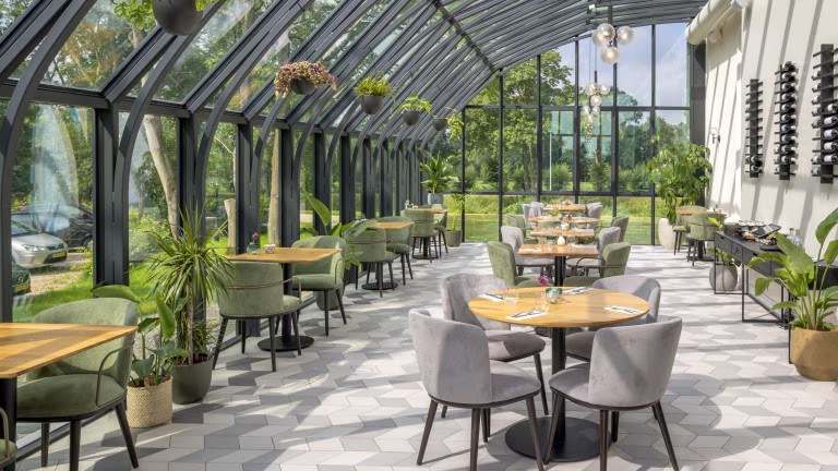 Hotel Flora Batava