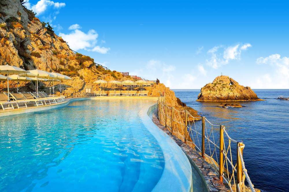 Wat is het mooiste hotel aan het strand Sicilië?