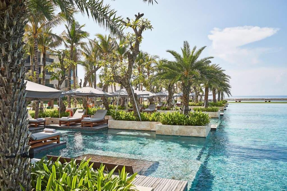 luxe hotels bali