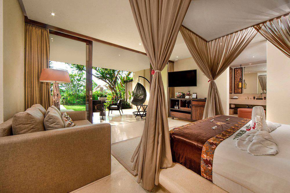 luxe resorts bali