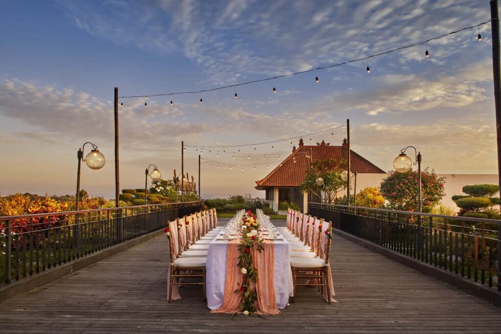 Jambuluwuk Oceano Seminyak Hotel Bali