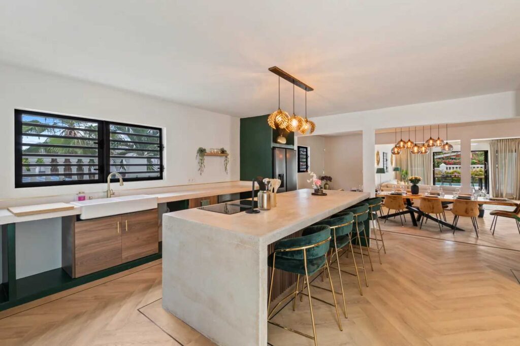 La Casa Blanca Curaçao