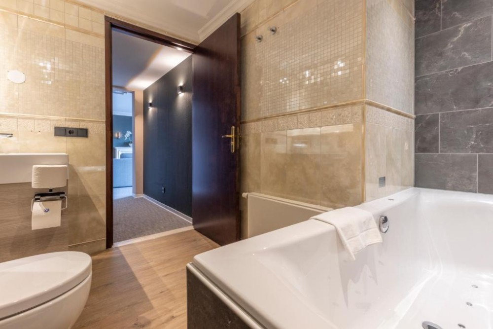fletcher hotel met bubbelbad op kamer