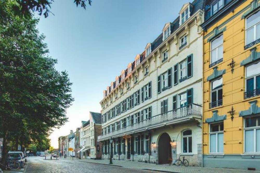 maastricht hotel bij kerstmarkt