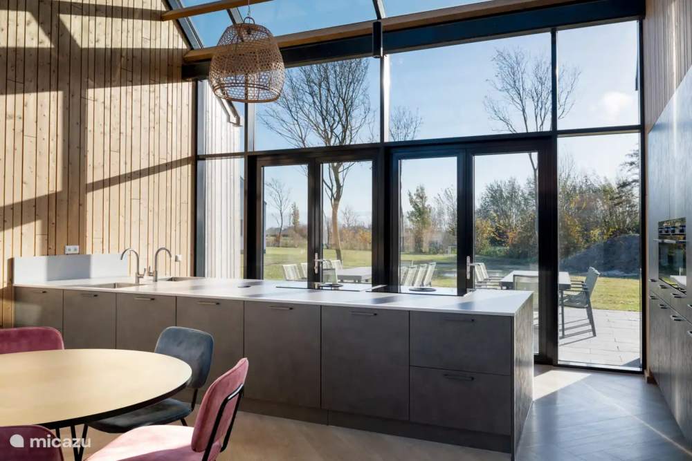 vakantiehuis 14 personen 7 slaapkamers nederland