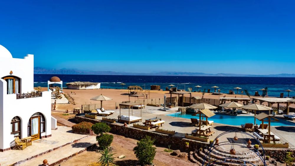 Daniela Hotels & Diving Center