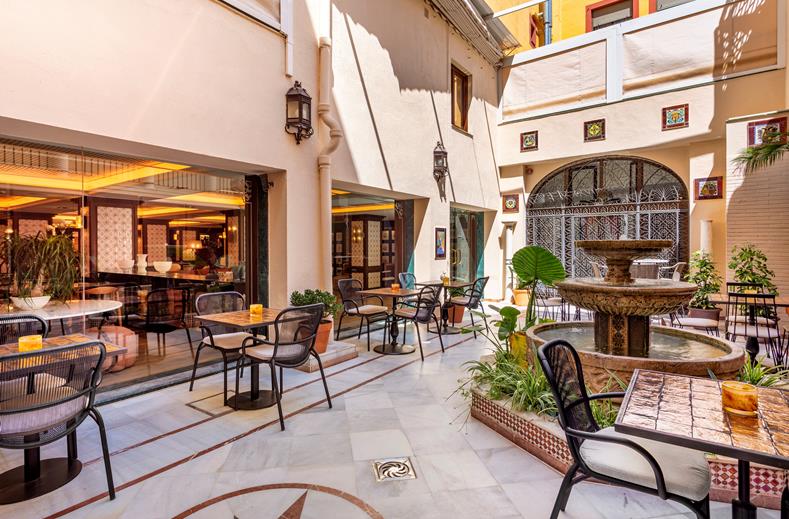 H10 Corregidor Boutique