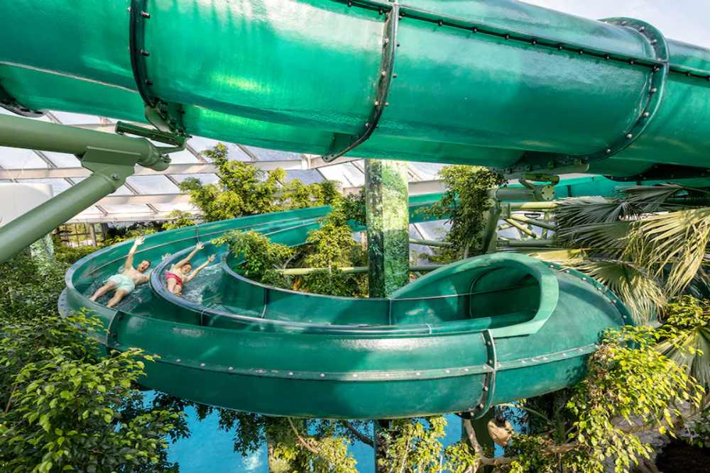 last minute vakantiepark met subtropisch zwembad