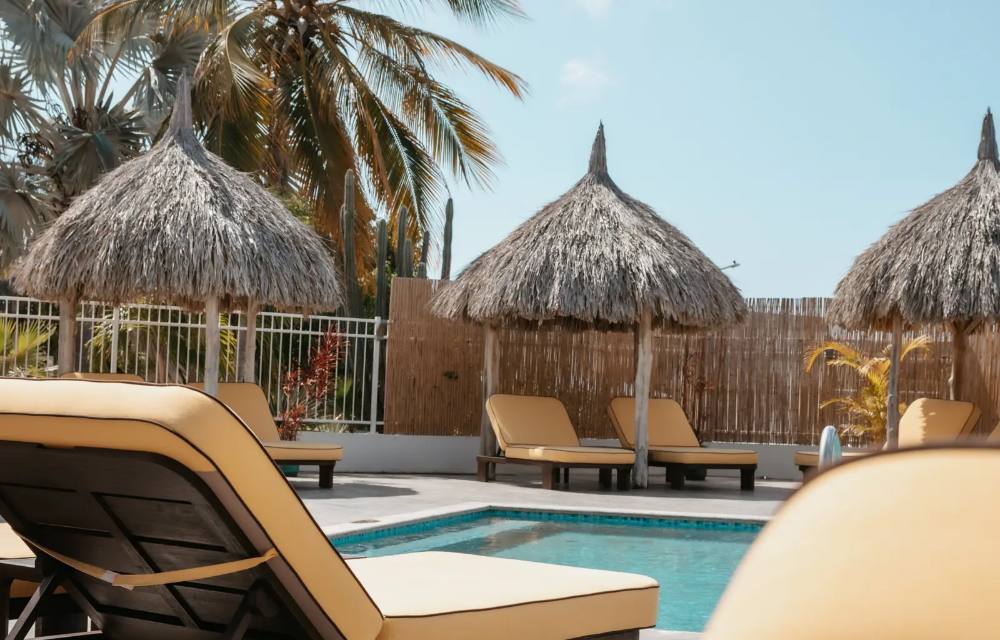 nieuw hotel mambo beach curaçao​