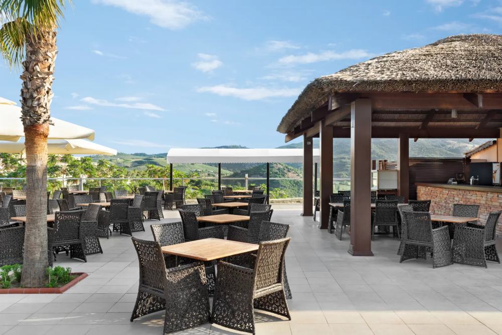 kusadasi hotel all inclusive​ 