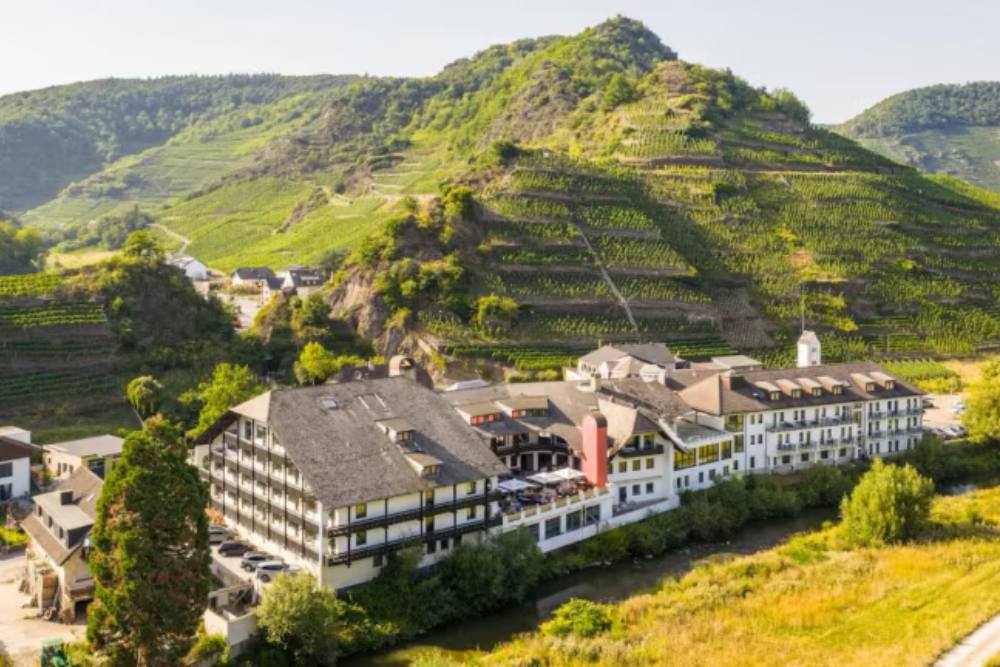 MayHotel aanbieding