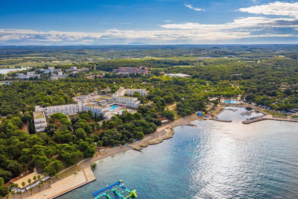 Delfin Plava Laguna Koratië