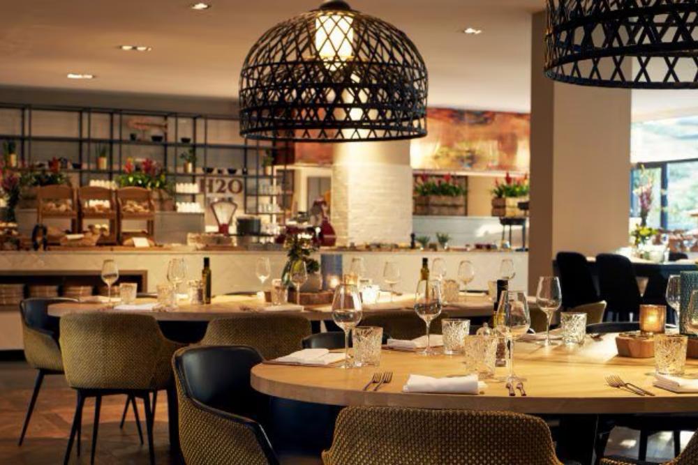 van der valk antwerpen