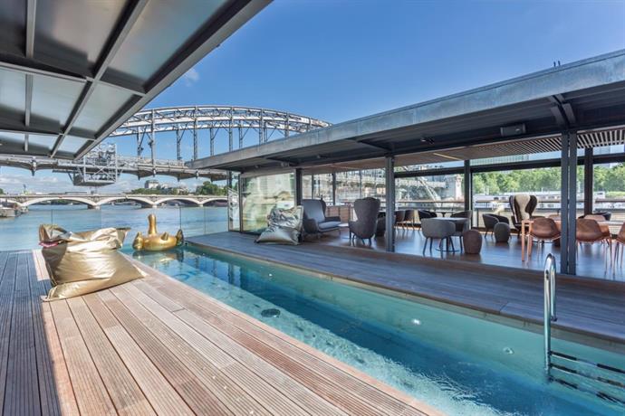 Overnacht in een drijvend 4* hotel op de Seine @ Parijs! v/a €57,- p.p.