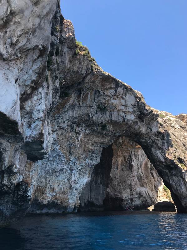 Blue-Grotto-Uitzicht-Zee-Malta
