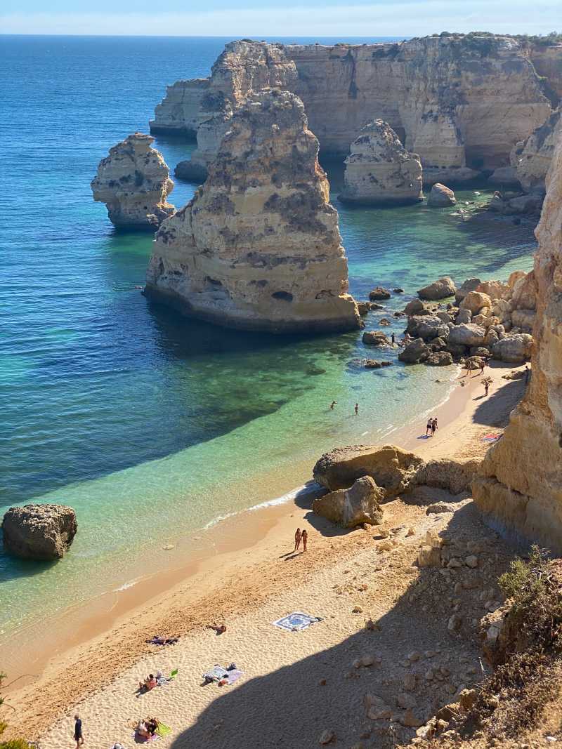 Praia-Da-Marinha-Portugal