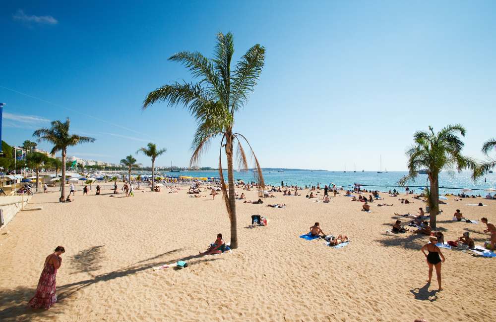 Spanje-Barcelona-Strand-Mensen
