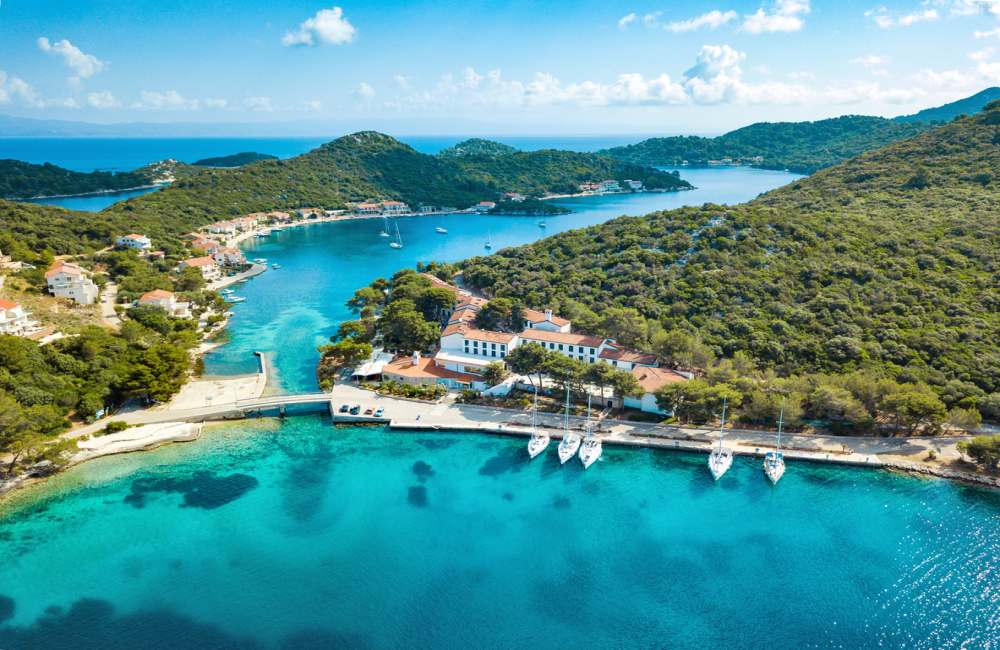 Eiland-Lastovo-Kroatie-Zeilboten