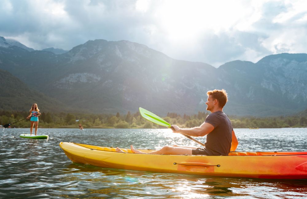 Meer-Bohinj-Kajakken-Pafflesurfen-Slovenie
