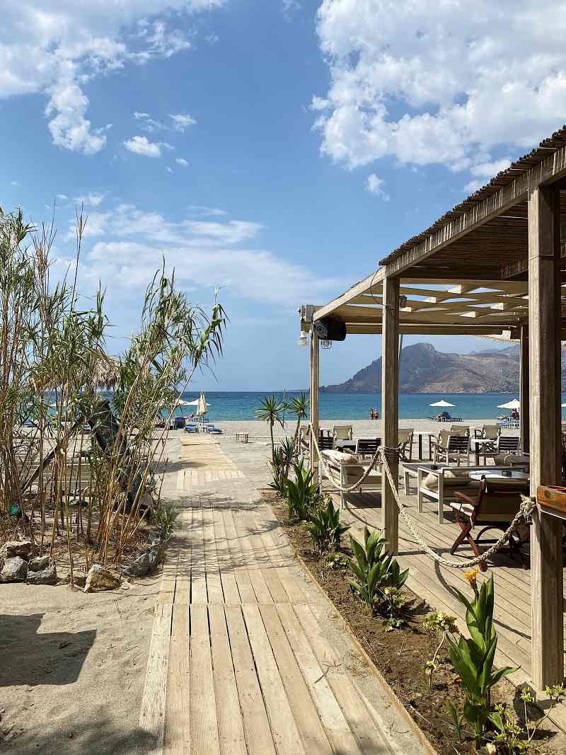 Paligremnos-Beach-Bar-Plakias-Kreta wat te doen op Kreta
