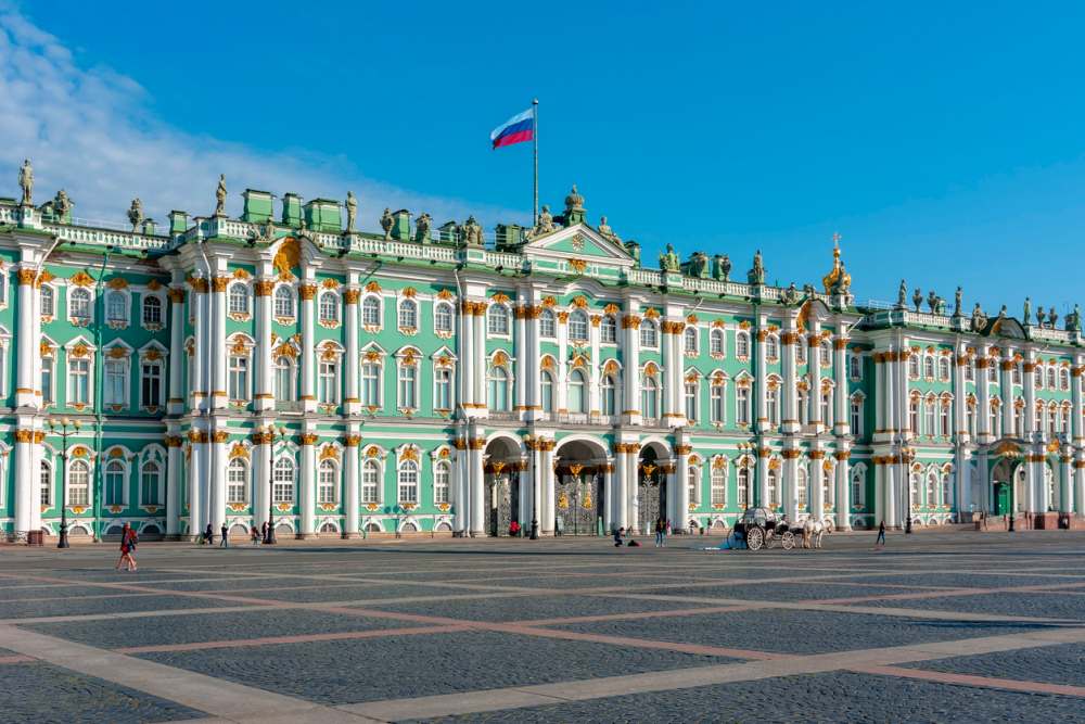 Rusland-st-petersburg-hermitage-buitenkant